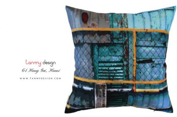 Rusted Iron Fence cushion cover 45x45cm